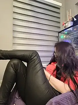 CamilleDesire online show from December 2, 5:15 pm