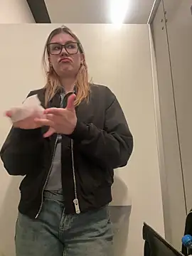 RinaCat online show from October 13, 5:32 am