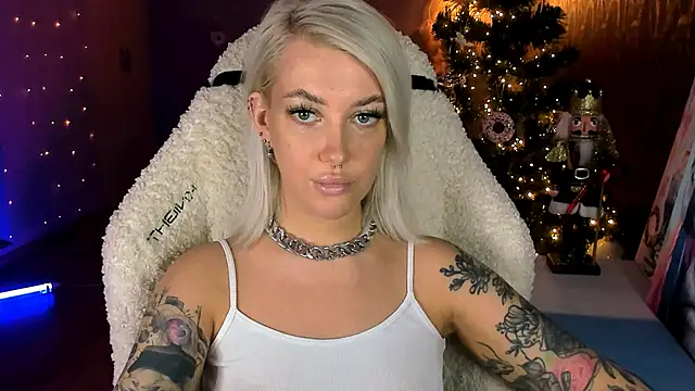 tykioty Miley online show from January 12, 11:59 am