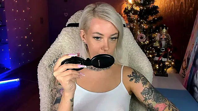 tykioty Miley online show from January 10, 12:54 pm