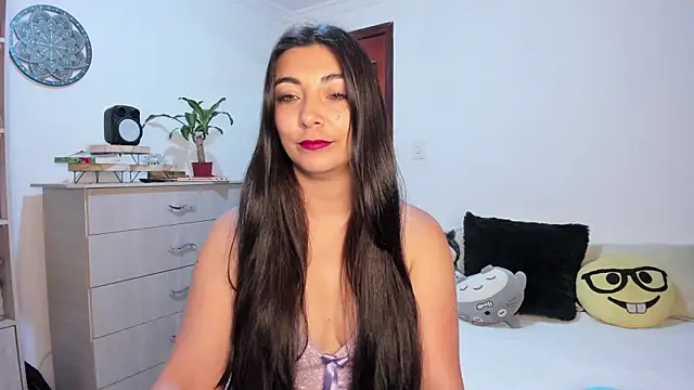 Karla hernandez  online show from June 26, 10:38 am