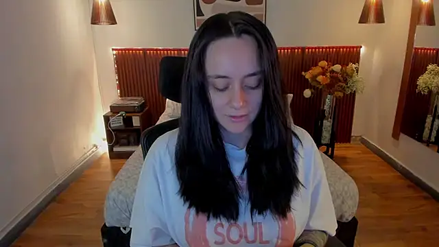 KatherineBond online show from May 12, 7:53 pm