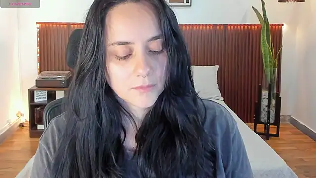 KatherineBond online show from October 27, 9:31 pm