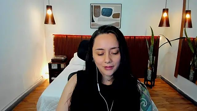 KatherineBond online show from February 13, 7:37 pm