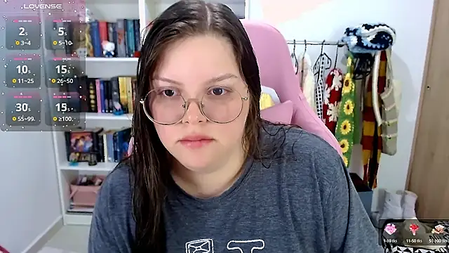 Snapshot of Gabiwaifu chatting on October 4, 11:38 am Gabiwaifu online show from October 4, 11:38 am