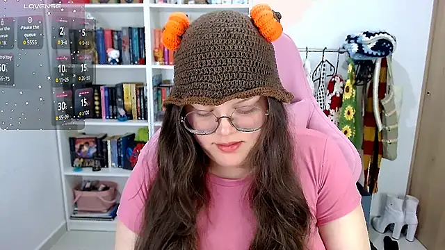 Snapshot of Gabiwaifu chatting on October 3, 11:15 am Gabiwaifu online show from October 3, 11:15 am