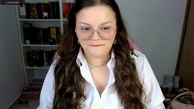 Snapshot of Gabiwaifu chatting on October 17, 2:48 am Gabiwaifu online show from October 17, 2:48 am
