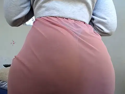 DarkBerry8 online show from November 20, 11:00 am