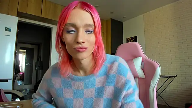  Alice Kitty online show from April 3, 1:53 pm