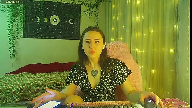 Aurora workerr online show from December 21, 11:03 am