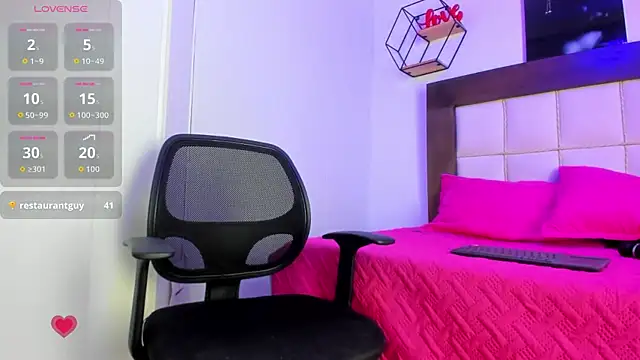 Abbyadams online show from September 27, 4:08 am