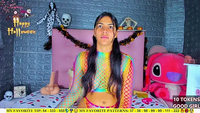 Snapshot of AriannaLewiis chatting on October 18, 7:59 pm AriannaLewiis online show from October 18, 7:59 pm