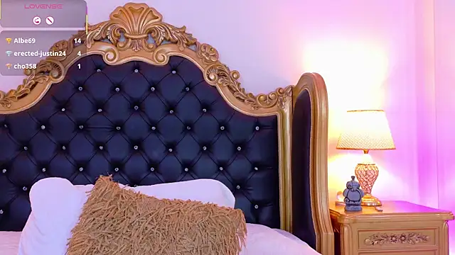 AdelinaVans online show from June 3, 2:33 pm