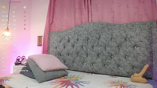 Uzziah Sabag online show from September 20, 1:05 am