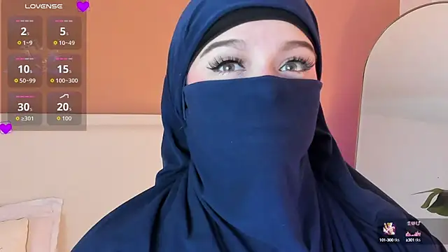 Snapshot of anna-henao chatting on September 19, 7:57 pm anna-henao online show from September 19, 7:57 pm