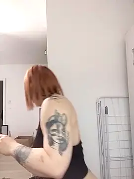 divine eve online show from April 7, 6:21 pm