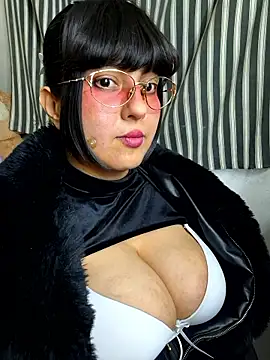 Derry Cooper online show from January 8, 2:37 am