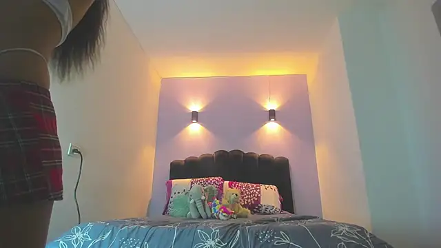 Sofia Clauss  online show from September 25, 5:17 am