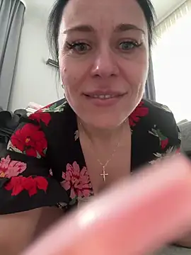 CuteNata online show from February 10, 11:24 am