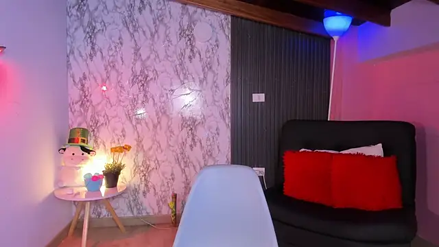 chloe blue online show from September 12, 11:28 am