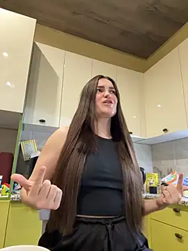 Karolina llove online show from November 18, 11:59 pm