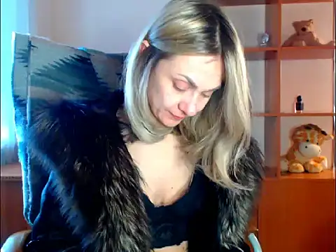 Tanya6547 online show from February 13, 9:33 am