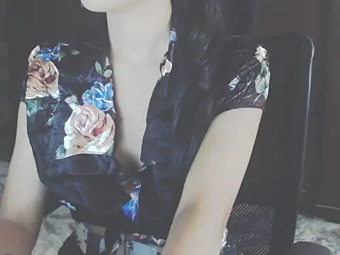 emma 06xh online show from June 30, 9:09 am