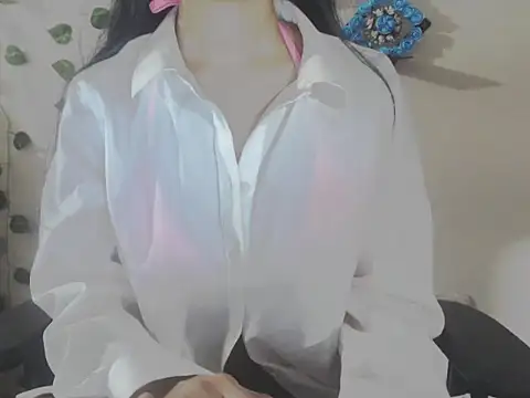 emma 06xh online show from June 5, 9:37 am