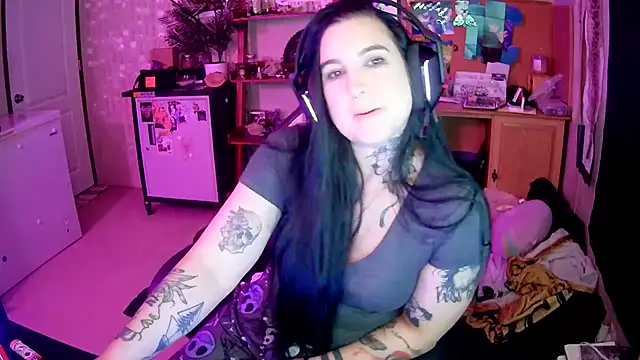 ferocityflame online show from November 10, 2:50 am