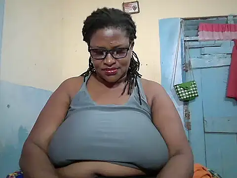 sexy bigboobss online show from March 2, 7:15 am