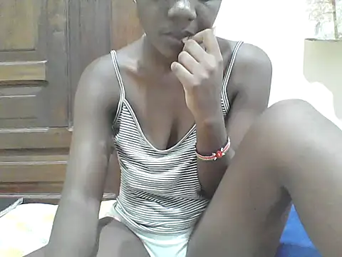 Ebony Sweetcandy online show from April 5, 7:02 pm