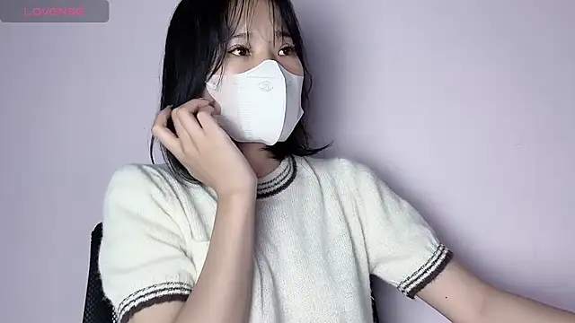 Baenee online show from October 29, 5:48 pm