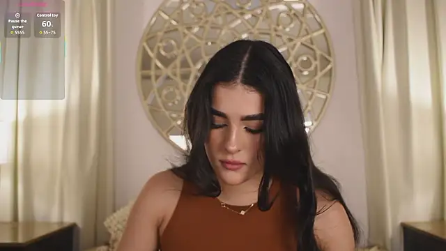 Antonellaparis  online show from February 3, 2:53 am