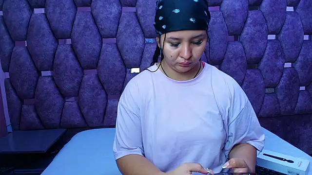 AlaSmith online show from January 14, 1:43 am