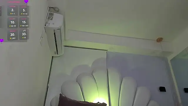 kitty roouse online show from January 10, 5:34 am