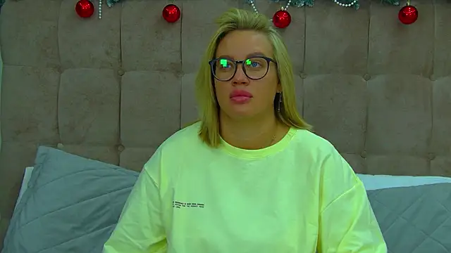 MariaNeumann online show from December 18, 6:18 am