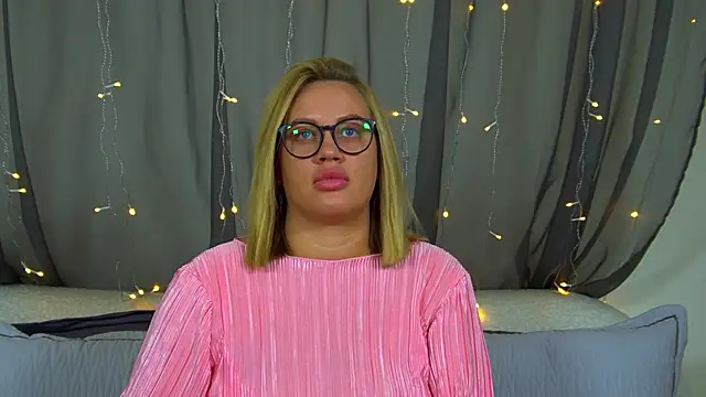 MariaNeumann online show from November 30, 6:23 pm