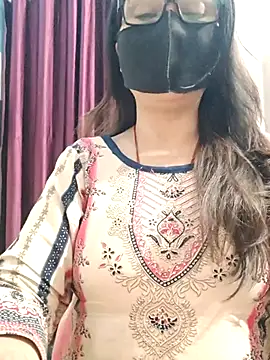 Aishwaryaa 69 online show from February 12, 3:47 pm