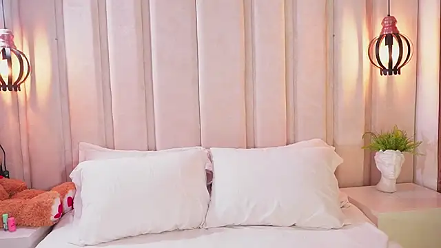 bonniekim  online show from January 16, 12:17 am