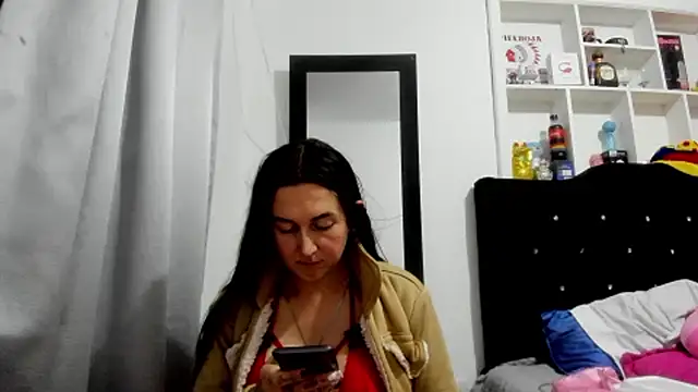 Sweet-Suck69 online show from March 12, 3:53 am