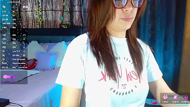 SharonR1 online show from September 13, 10:29 pm