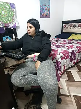 yournaughtyandsexyprinces online show from October 18, 11:35 am