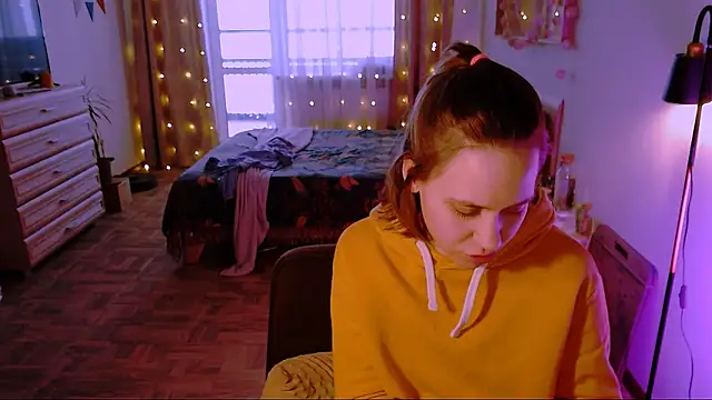 Malinax online show from February 9, 1:24 pm