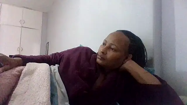 Snapshot of BabeAssXX chatting on October 11, 5:34 am BabeAssXX online show from October 11, 5:34 am