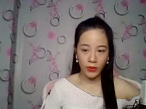 Snapshot of Nana-68 chatting on September 17, 2:59 pm Nana-68 online show from September 17, 2:59 pm
