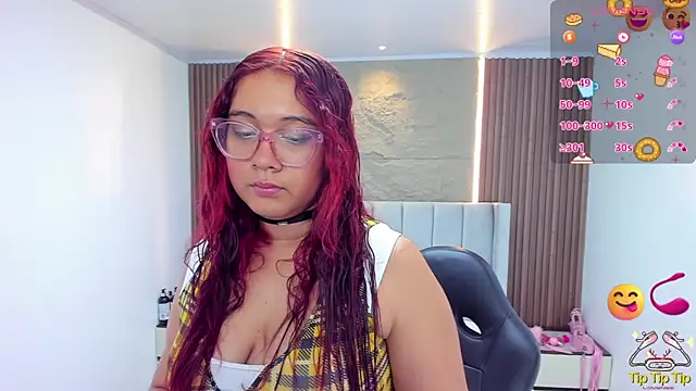MADISON ROWAN1 online show from May 29, 3:26 am