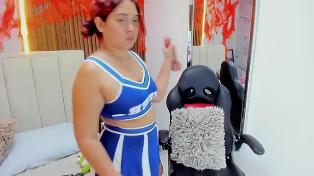 MADISON ROWAN1 online show from October 29, 4:17 am