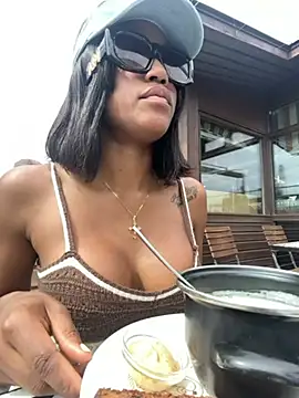 Black Dolll online show from July 18, 11:02 am