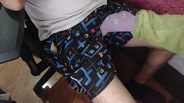 OldManAndGirlishLady online show from July 16, 2:16 am