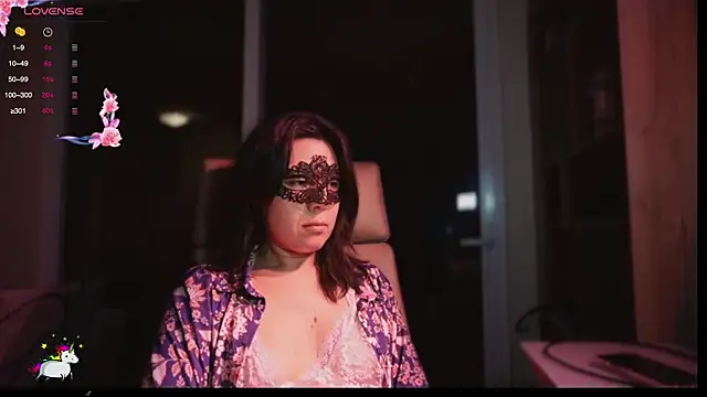 Reinacatchile online show from October 4, 1:33 am